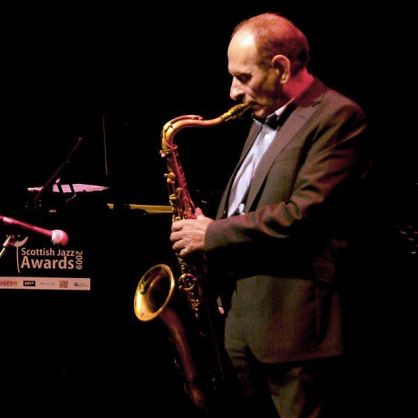 bobby-wellins-performing-at-the-sja-2009-lst070708